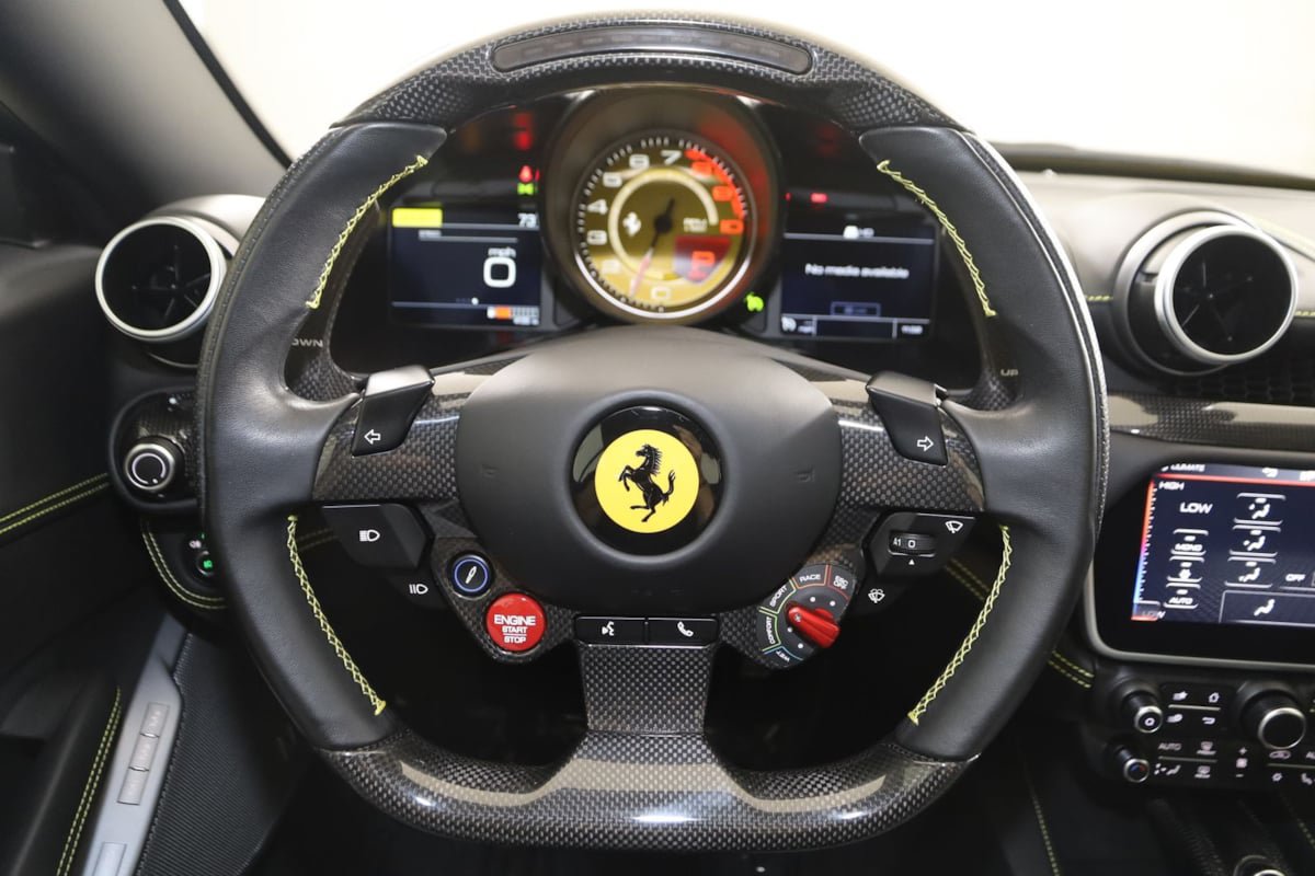 Used 2022 Ferrari Portofino M RWD image 62