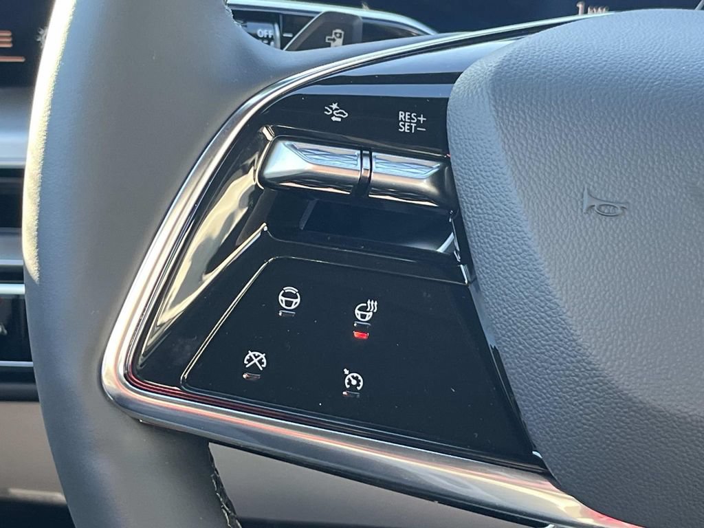 New 2026 Cadillac Lyriq Sport AWD/4WD image 26