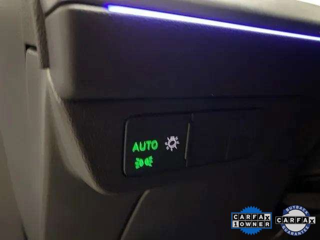 Used 2022 Audi Q4 e-tron Premium Plus w/ Premium Plus image 37