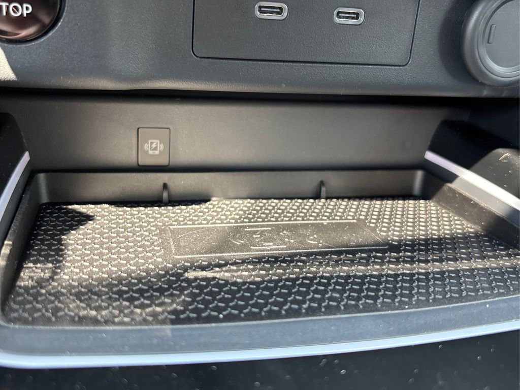 Used 2025 Nissan Rogue SL AWD/4WD image 41