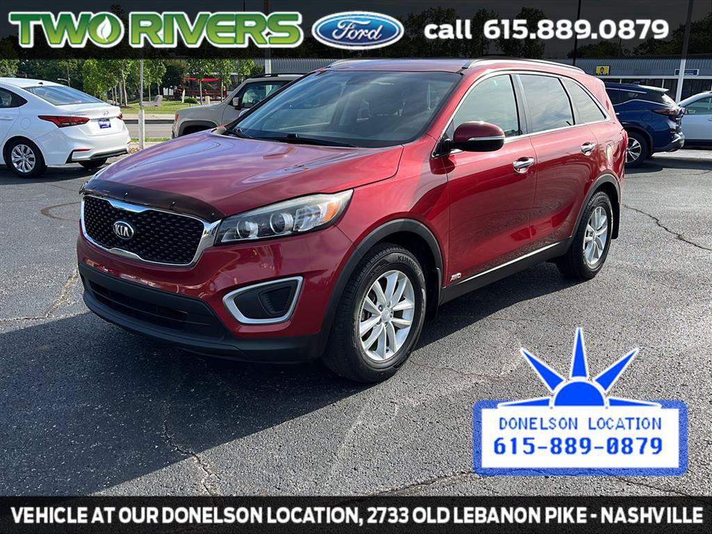 Used 2017 Kia Sorento AWD image 4