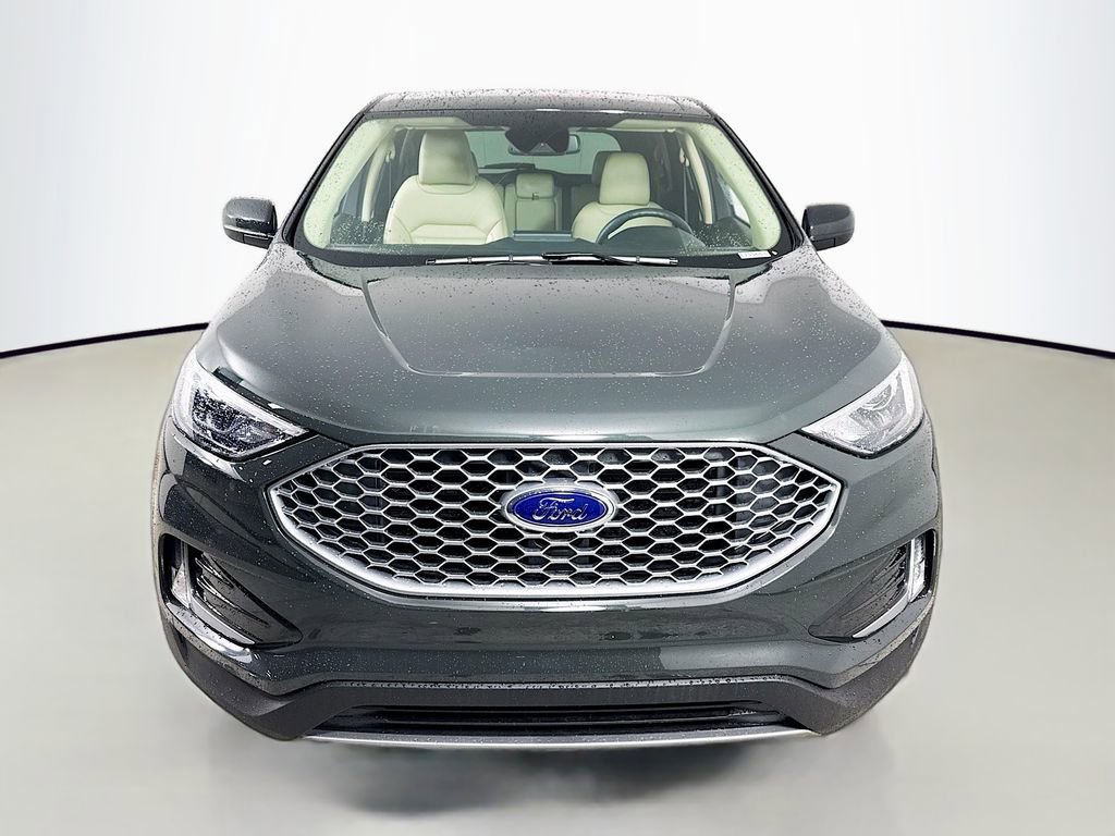 Certified 2024 Ford Edge SEL w/ Convenience Package image 2