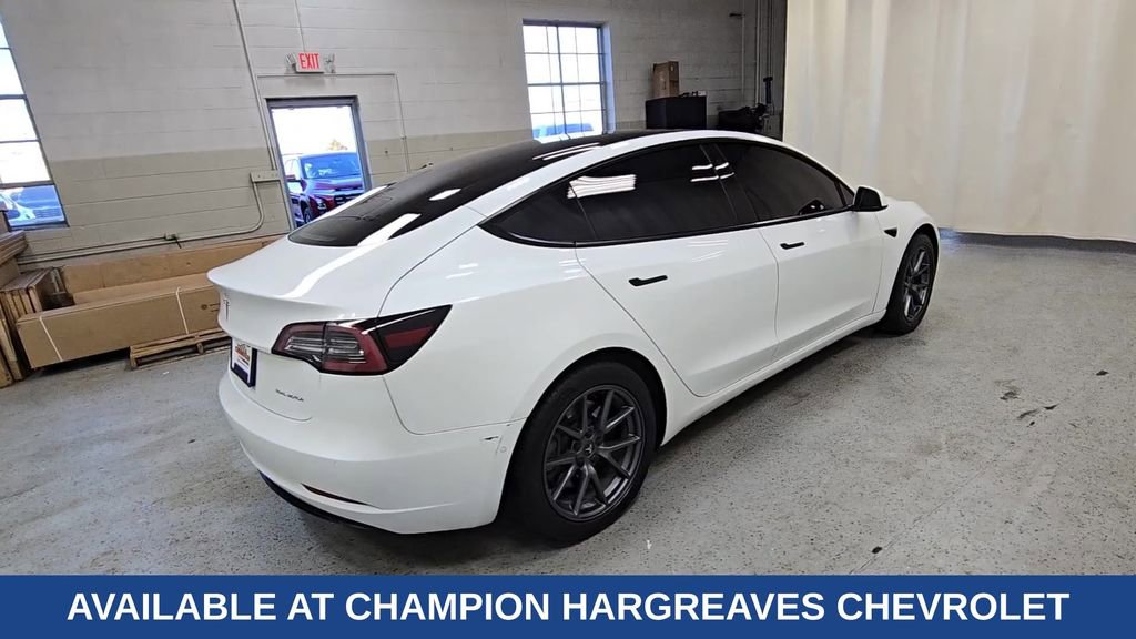 Used 2022 Tesla Model 3 Long Range image 10