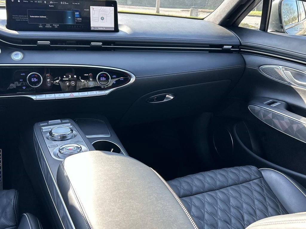 Used 2025 Genesis GV70 3.5T Sport w/ Sport Advanced Package image 27