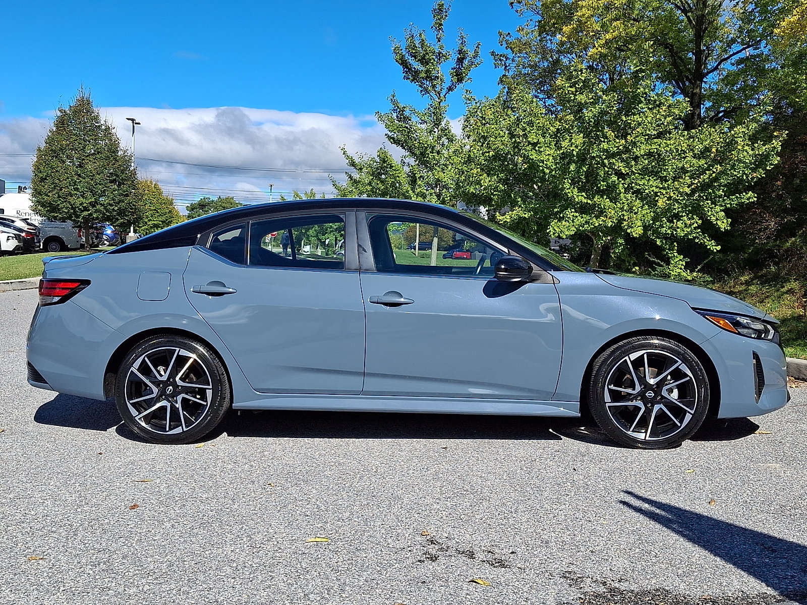 Certified 2024 Nissan Sentra SR FWD image 7
