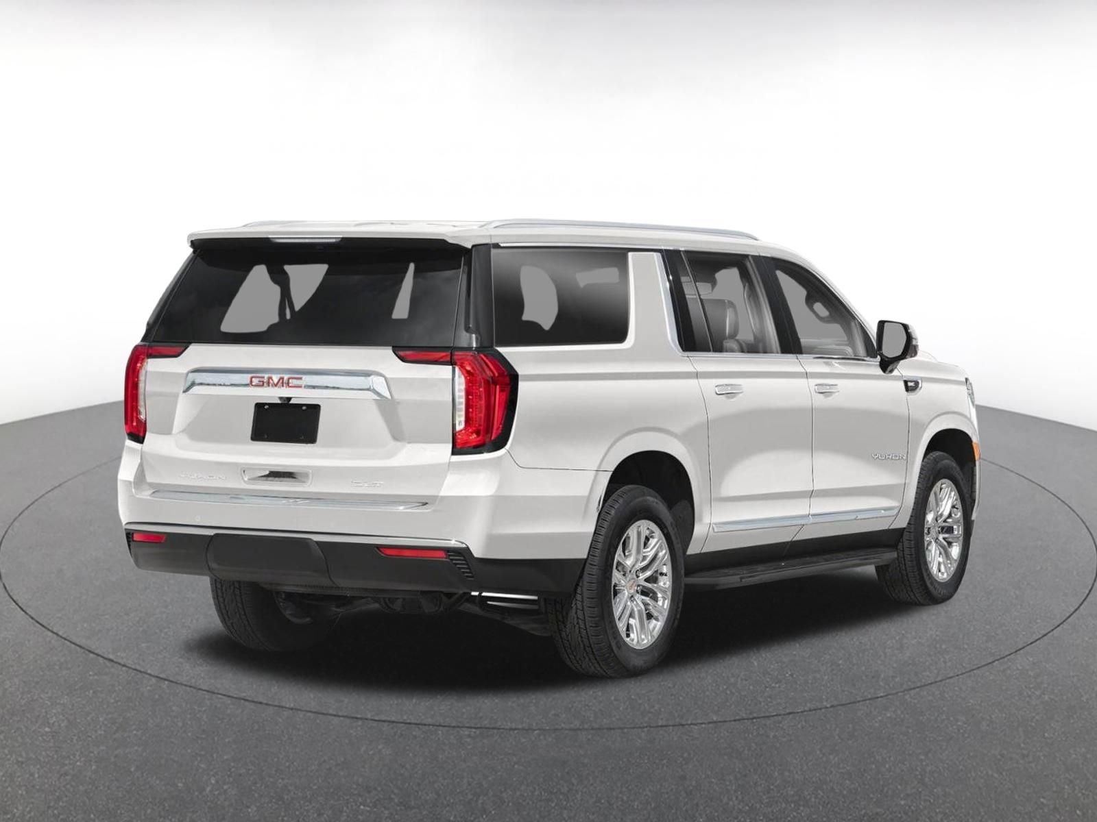 Used 2024 GMC Yukon XL SLT RWD image 2