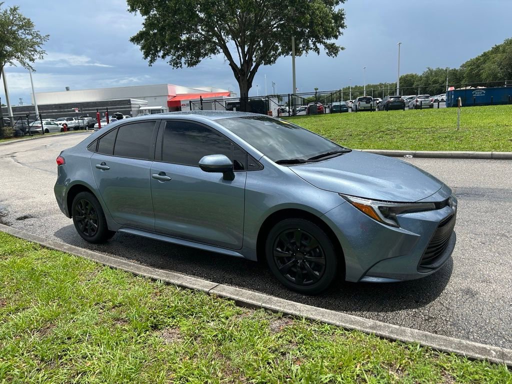 Used 2023 Toyota Corolla LE FWD image 8