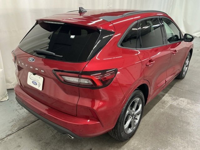 Used 2024 Ford Escape ST-Line w/ Tech Pack #1 image 3