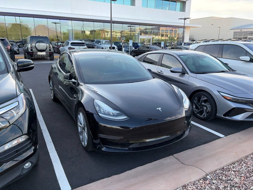 Used 2019 Tesla Model 3 Standard Range RWD image 4