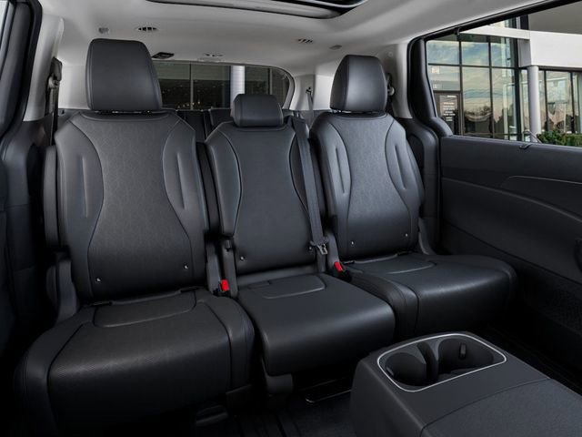 New 2026 Kia Carnival SX w/ SX Dark Edition Package image 17