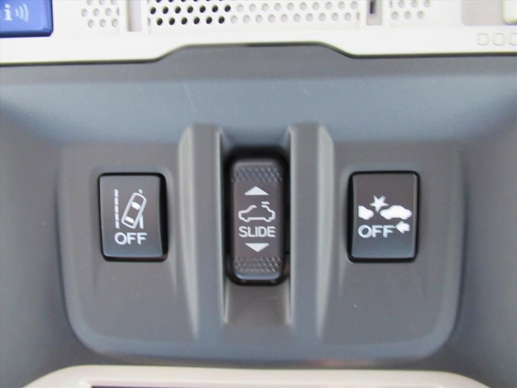 Used 2022 Subaru Forester Premium AWD/4WD image 30
