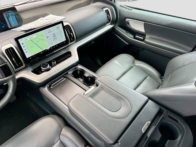 Used 2025 Ford Expedition Max Active image 24