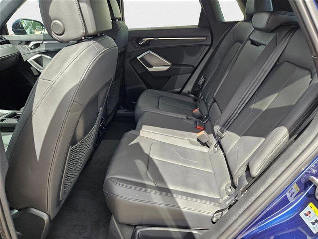New 2025 Audi Q3 2.0T Premium w/ Convenience Package image 15