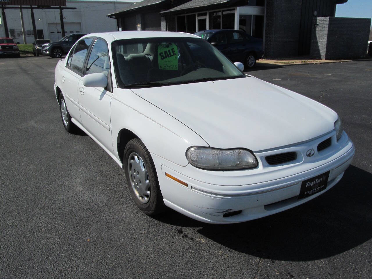 Used 1999 Oldsmobile Cutlass GL w/ Convenience Pkg image 6
