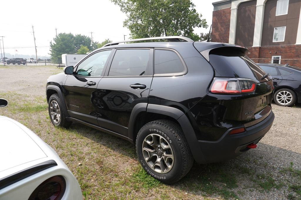 Used 2020 Jeep Cherokee Trailhawk w/ Cold Weather Group AWD/4WD image 5