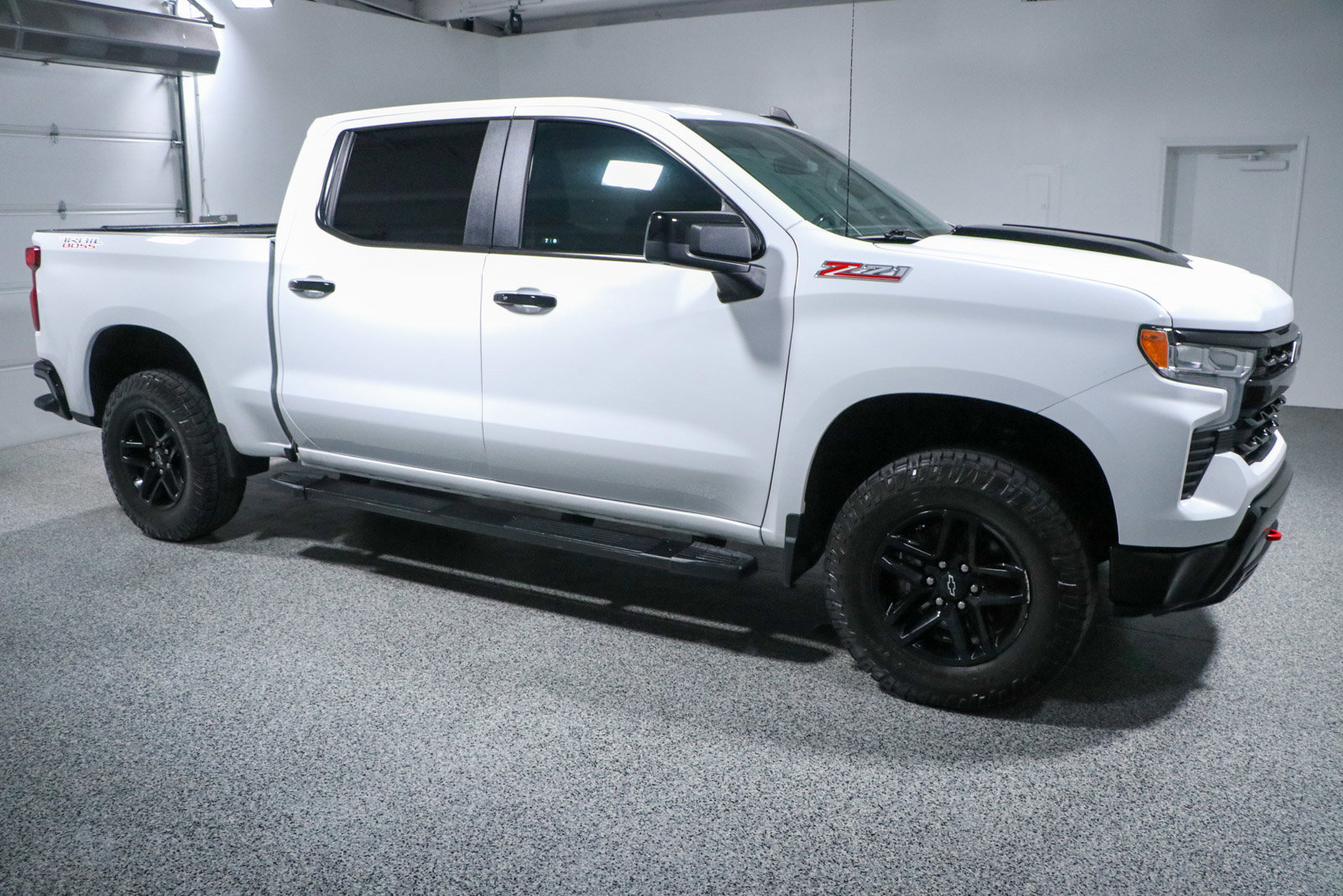 Used 2023 Chevrolet Silverado 1500 LT Trail Boss w/ Protection Package image 6