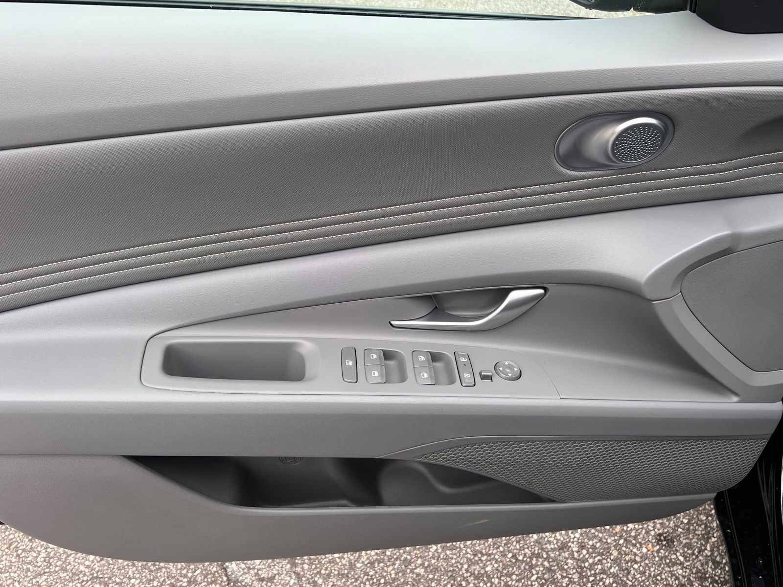 New 2026 Hyundai Elantra Sport FWD image 11