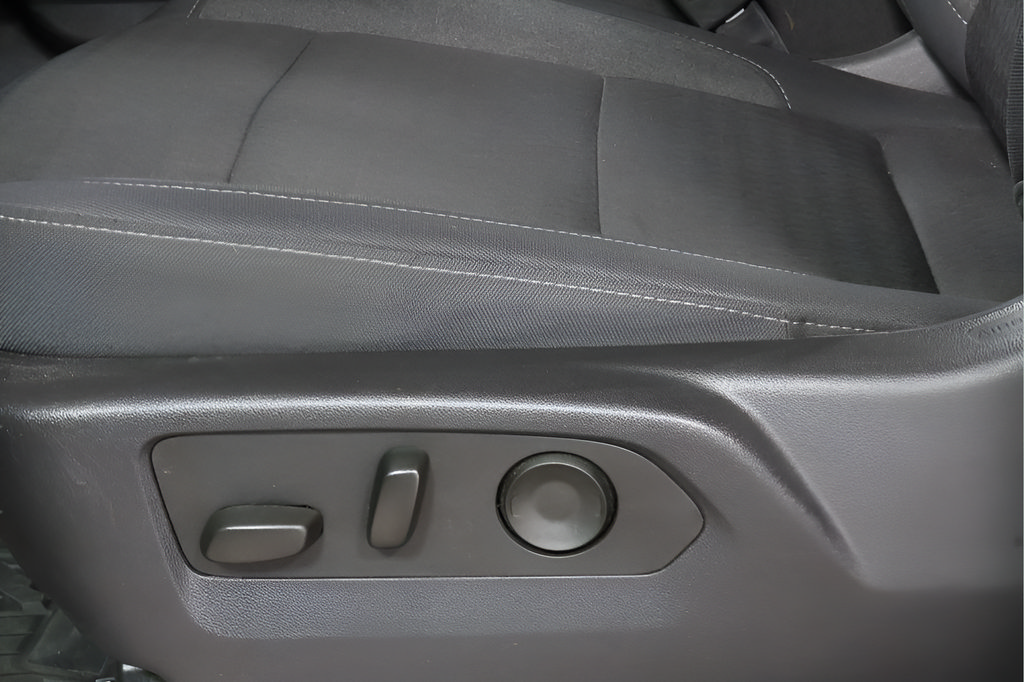 Used 2024 Chevrolet Silverado 1500 RST AWD/4WD image 20