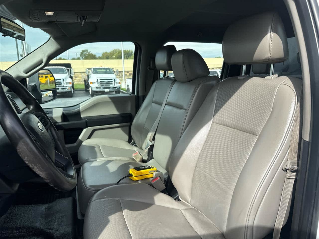 Used 2019 Ford F550 2WD Crew Cab Super Duty w/ Power Equipment Group image 13