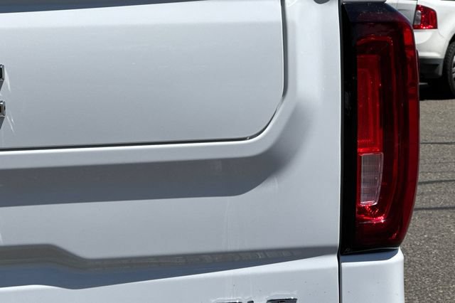 Used 2025 GMC Sierra 1500 SLT AWD/4WD image 51