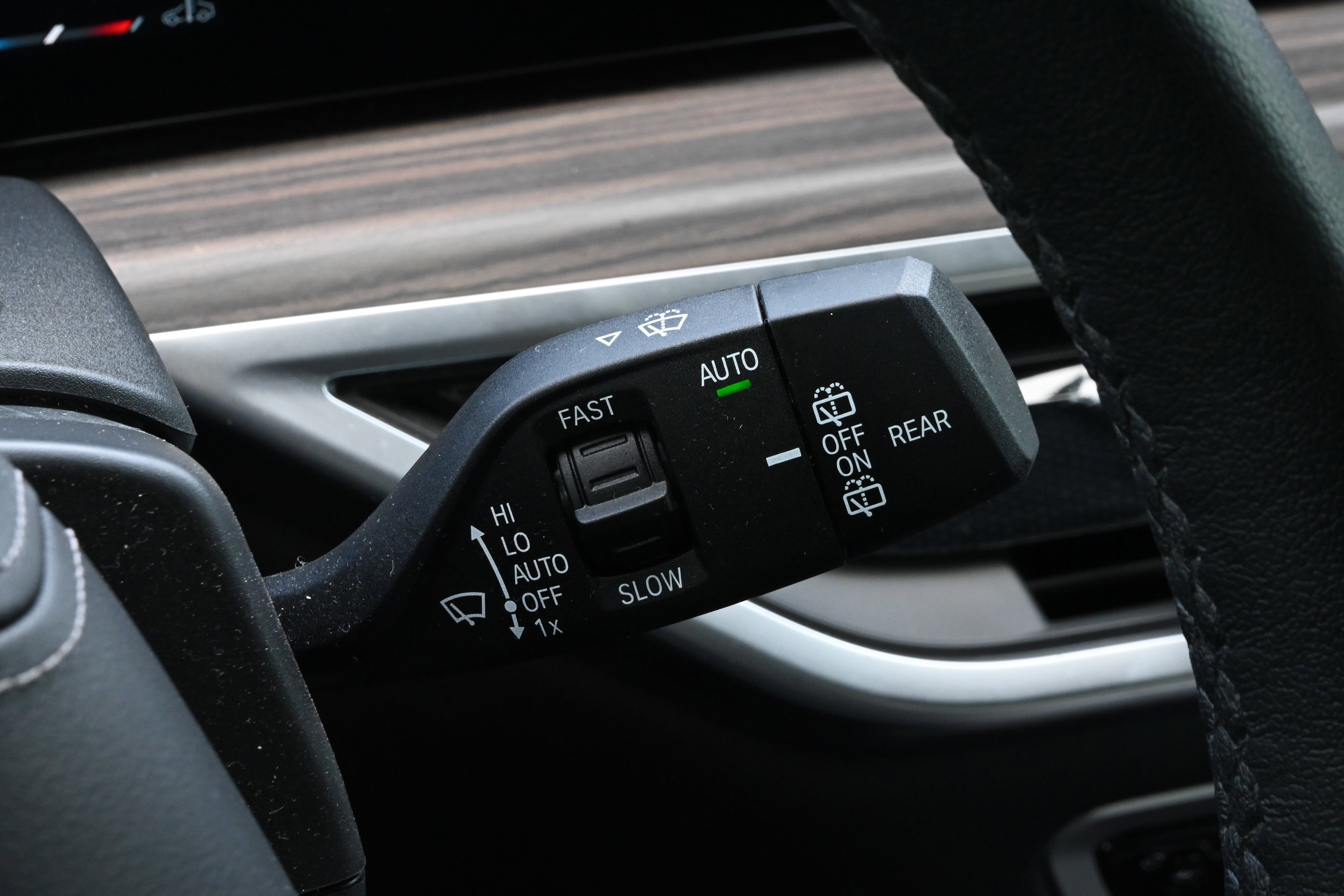 Certified 2025 BMW X5 xDrive40i w/ Premium Package image 39