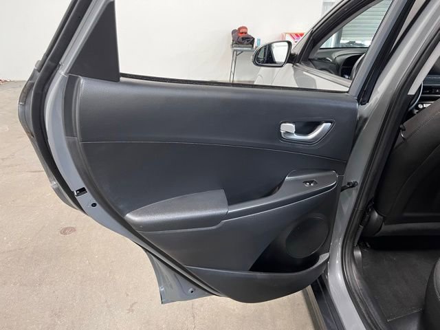 Used 2023 Hyundai Kona SE FWD image 19
