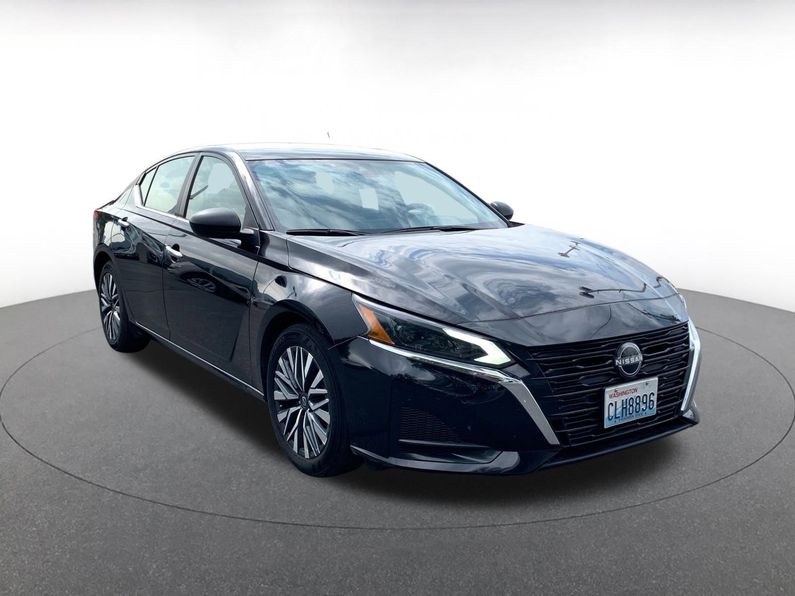 Used 2024 Nissan Altima 2.5 SV