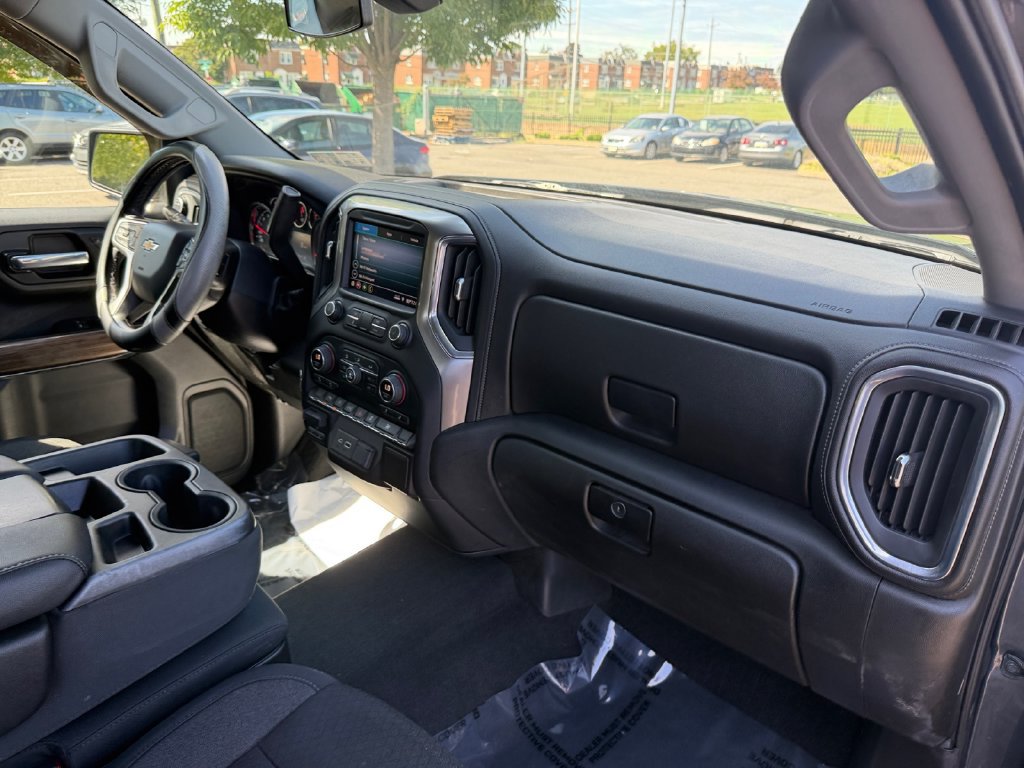 Used 2020 Chevrolet Silverado 1500 LT w/ All-Star Edition AWD/4WD image 16
