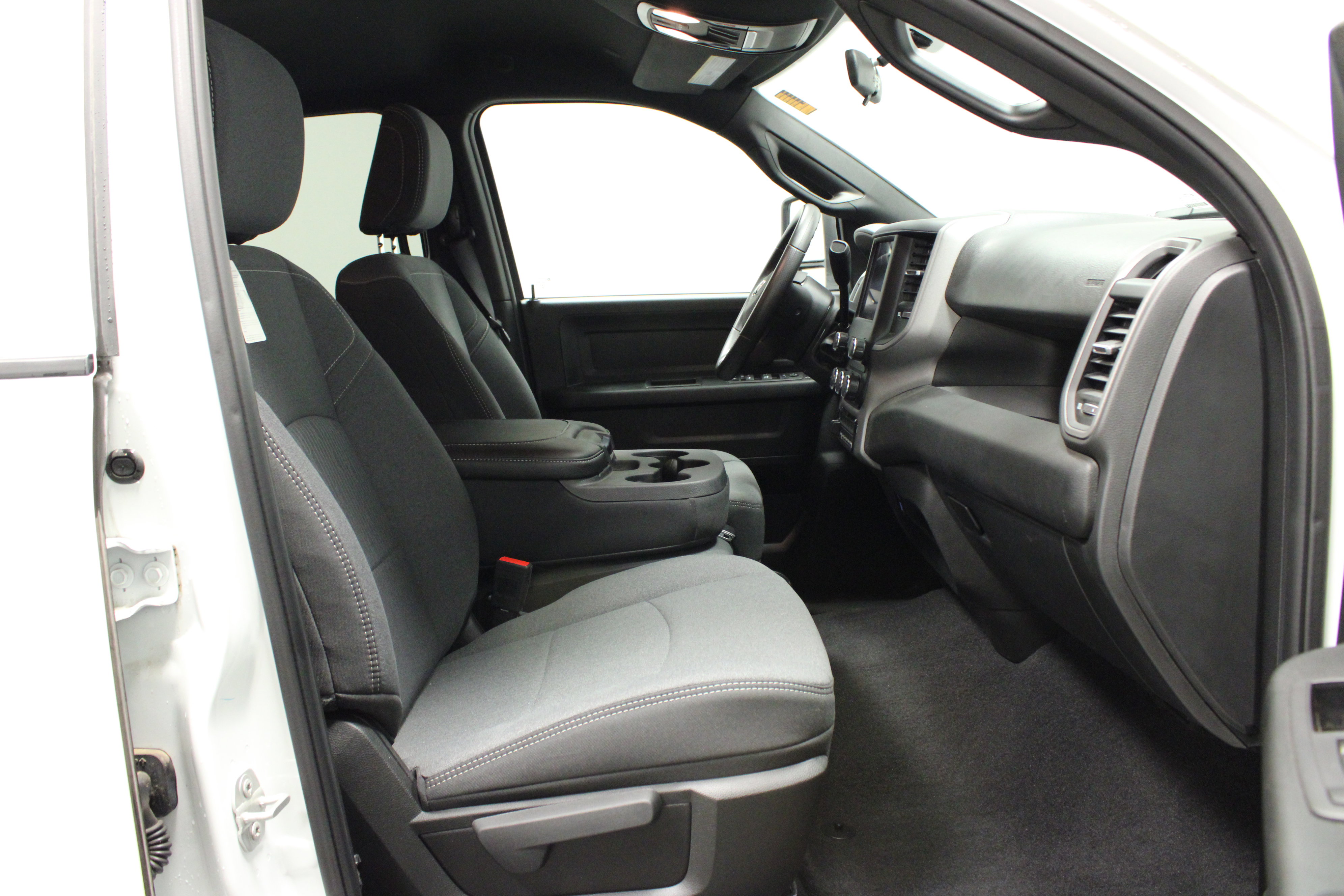 Used 2024 RAM 2500 Tradesman image 17