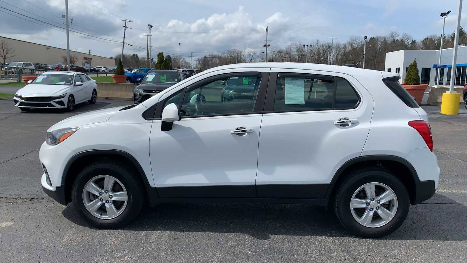 Certified 2018 Chevrolet Trax LS image 5