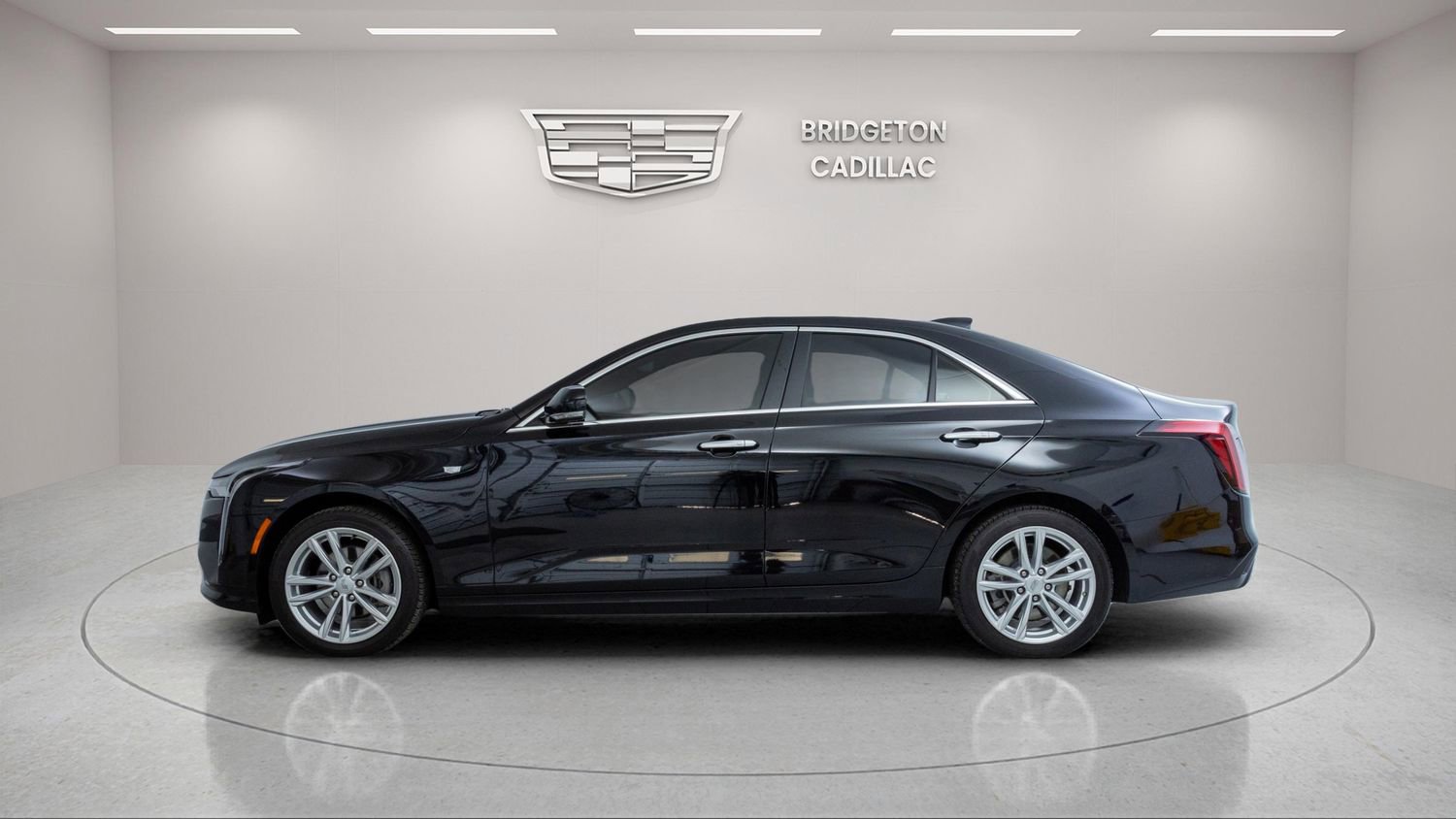 Used 2023 Cadillac CT4 Luxury w/ Sun And Sound Package image 4
