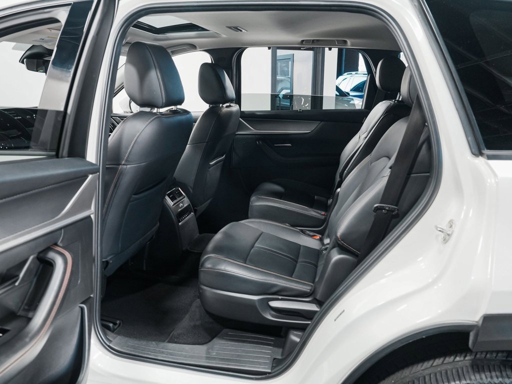 Used 2024 MAZDA CX-90 3.3 Turbo w/ Preferred Plus image 33