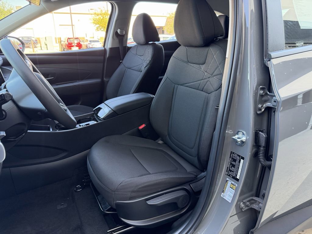 New 2026 Hyundai Tucson SE image 22
