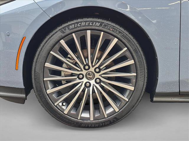 New 2026 Lexus ES 350e w/ Executive Package FWD image 9