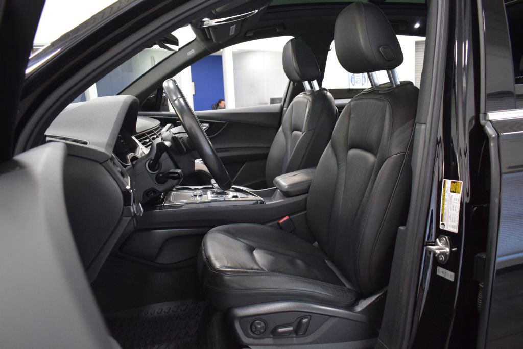 Used 2017 Audi Q7 3.0T Premium Plus image 30