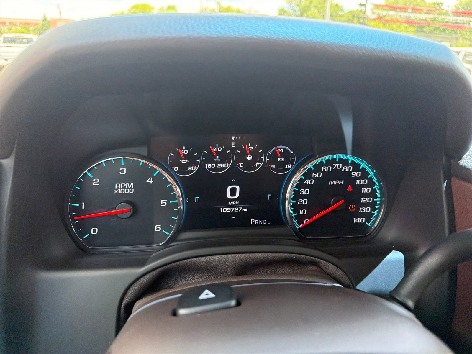 Used 2019 Chevrolet Suburban Premier AWD/4WD image 16
