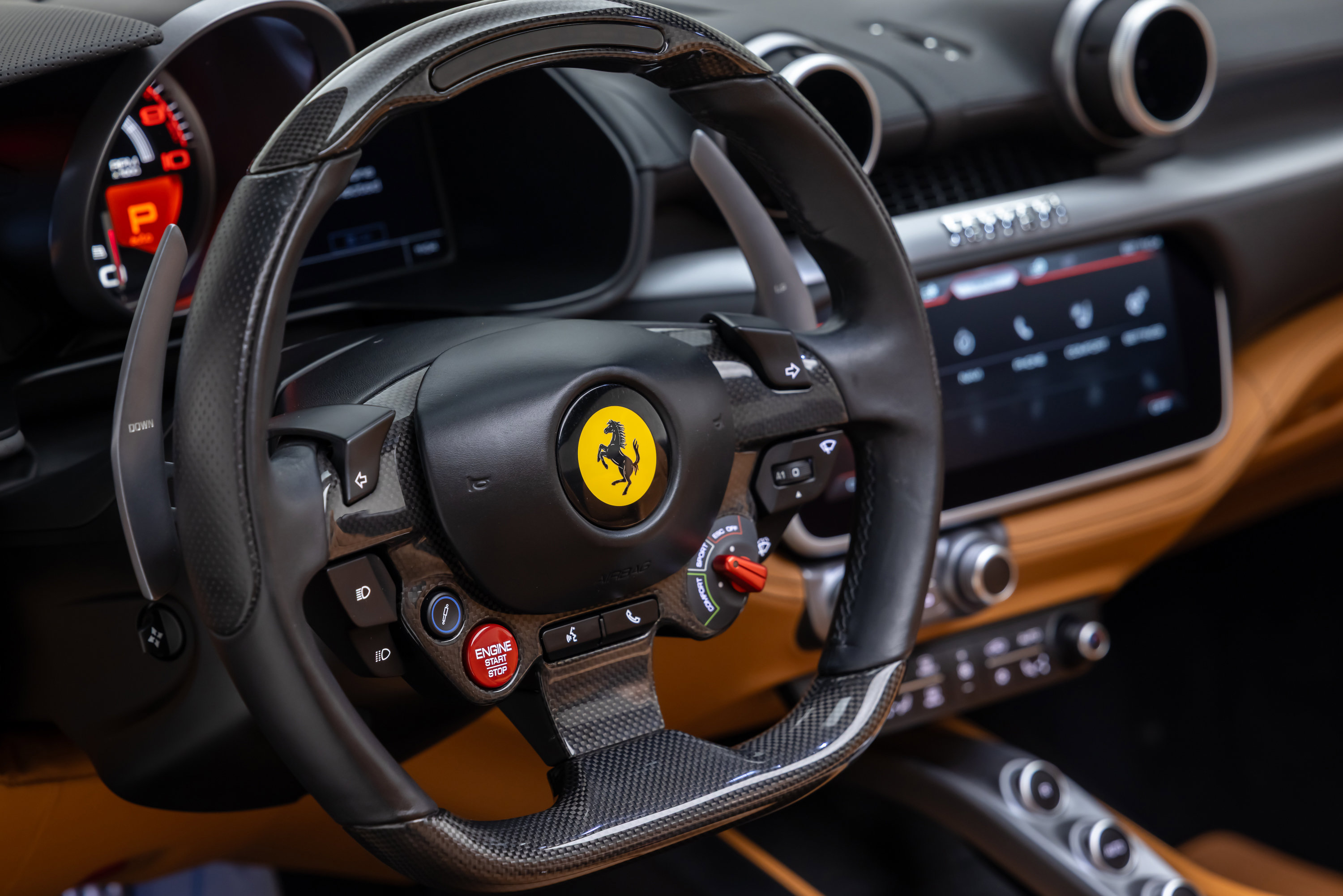 Used 2020 Ferrari Portofino RWD image 41