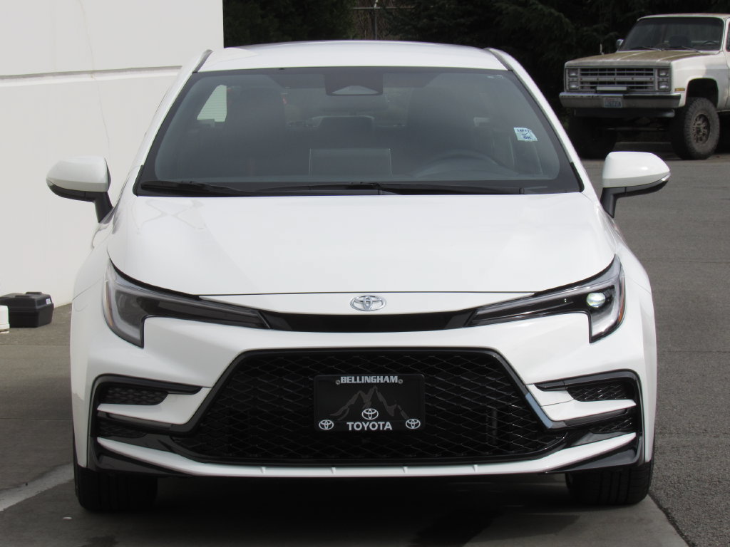 New 2026 Toyota Corolla SE w/ SE Premium Package AWD/4WD image 3