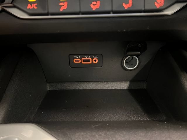 Used 2025 Nissan Altima 2.5 SV FWD image 25