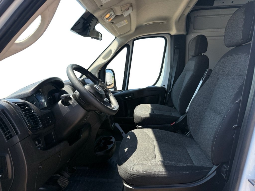 Used 2023 RAM ProMaster 2500 FWD image 8