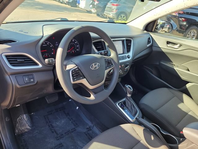 Used 2022 Hyundai Accent SEL FWD image 16