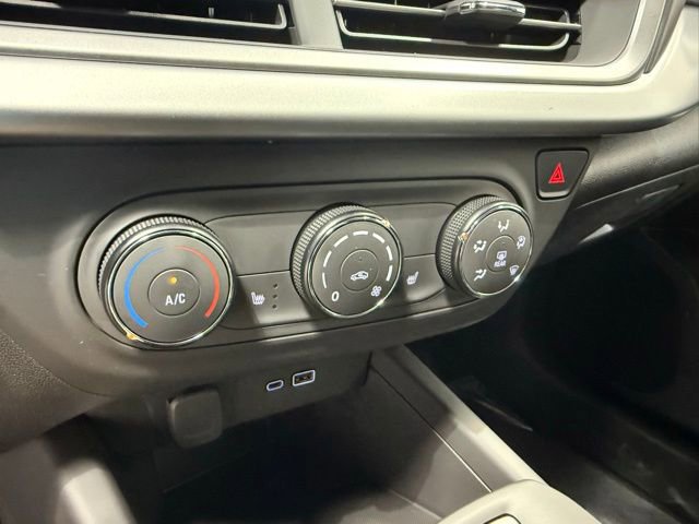 New 2026 Chevrolet Trax LS w/ LS Convenience Package FWD image 18