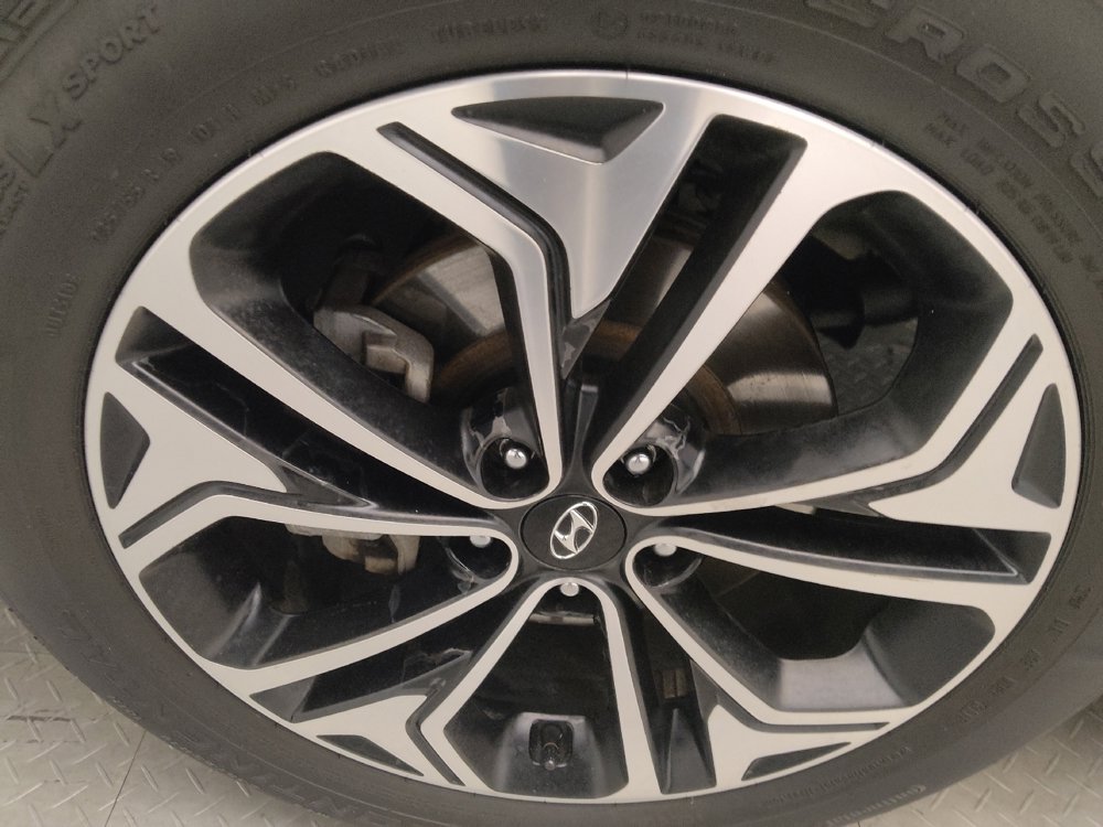 Used 2020 Hyundai Santa Fe Limited image 31