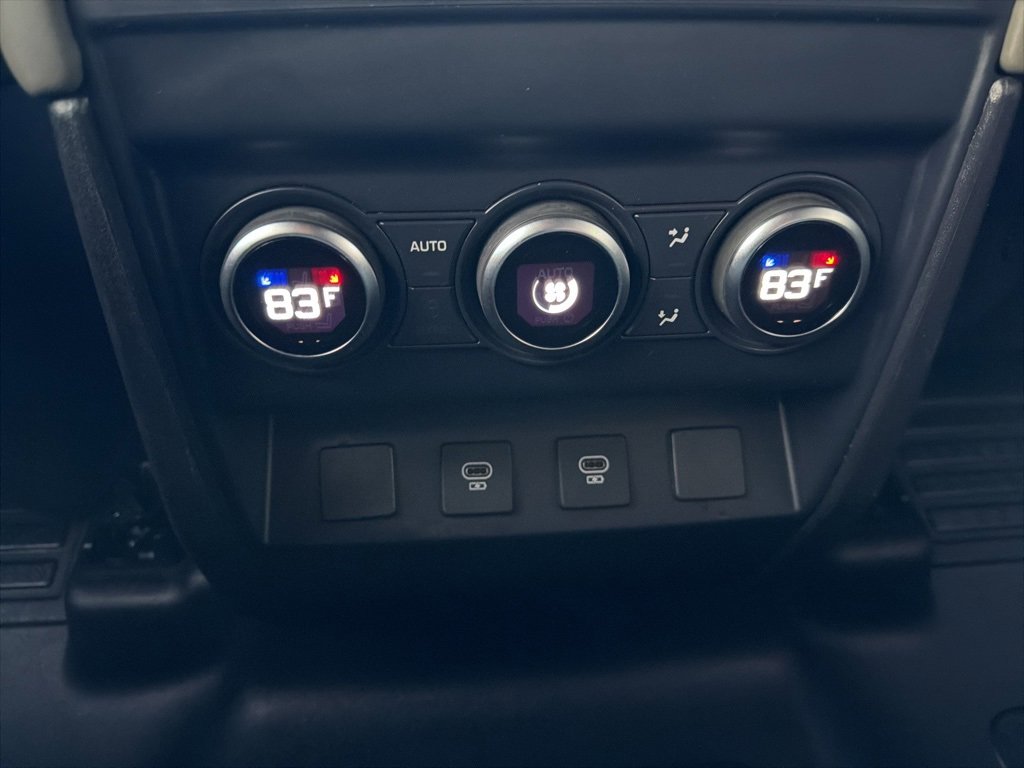 Used 2024 Land Rover Defender 110 S image 10