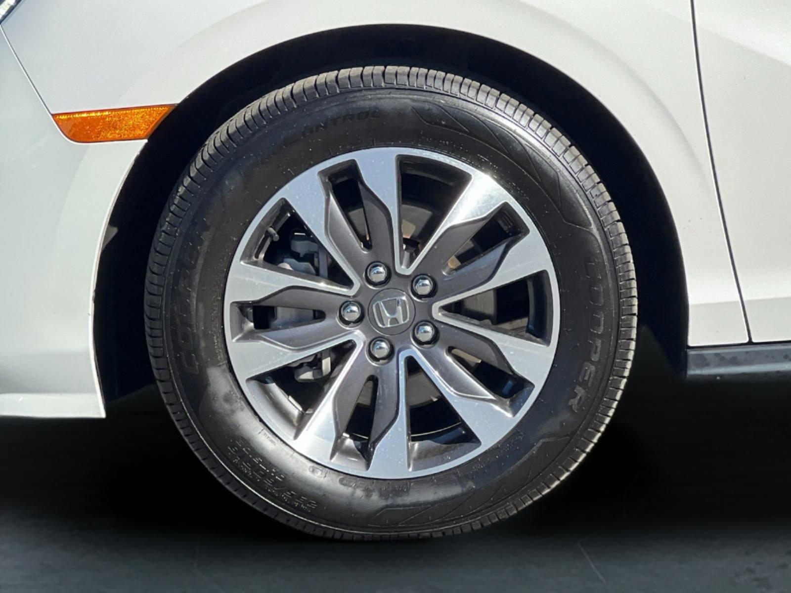 Used 2024 Honda Odyssey EX-L image 26