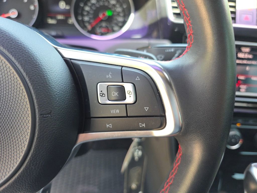 Used 2020 Volkswagen GTI S FWD image 31