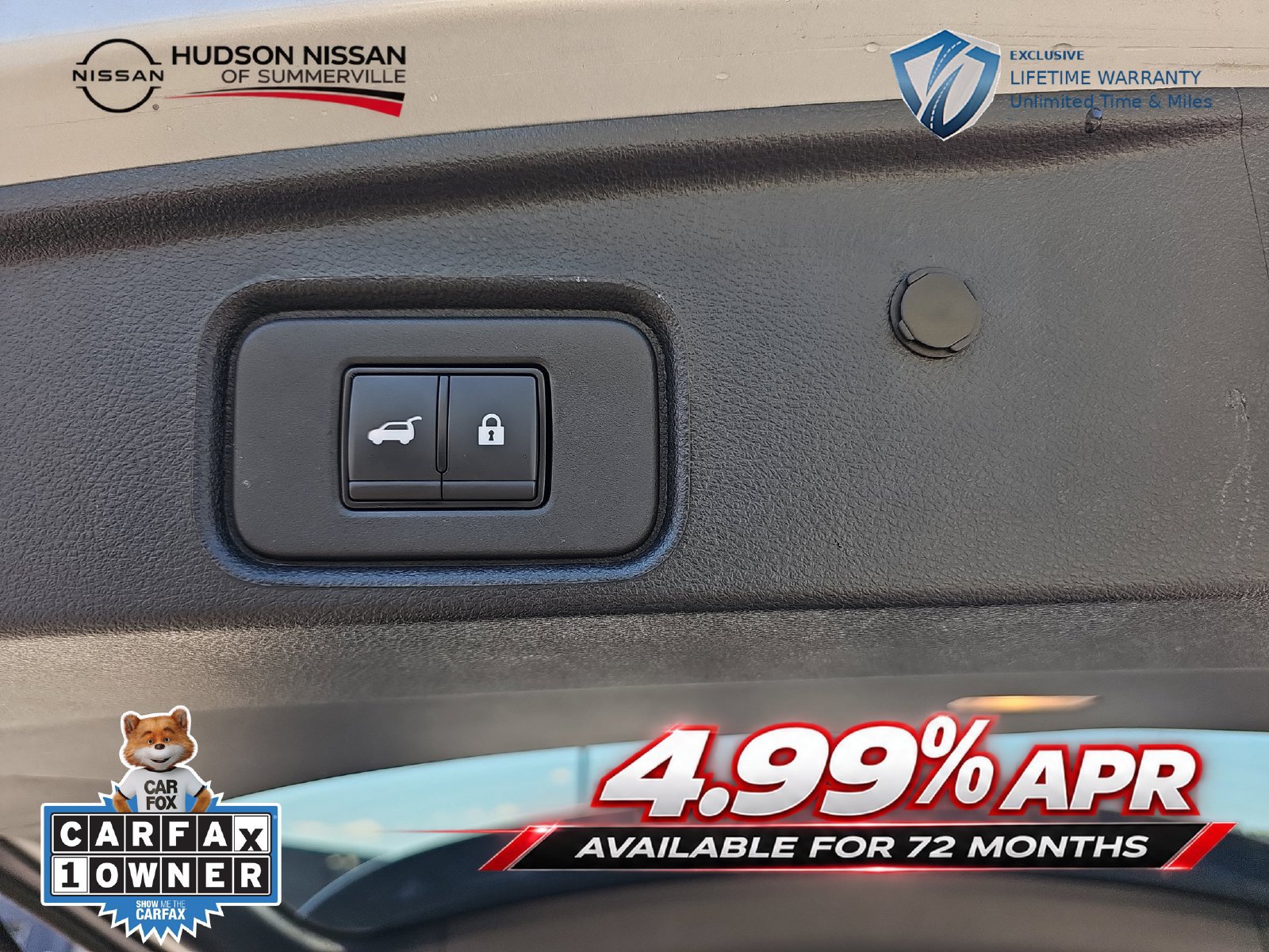 Used 2025 Nissan Pathfinder SL FWD image 34