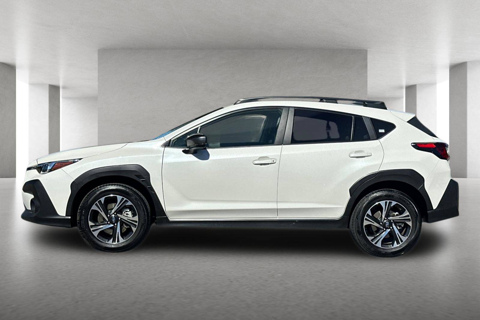 Used 2025 Subaru Crosstrek 2.5i Premium AWD/4WD image 7