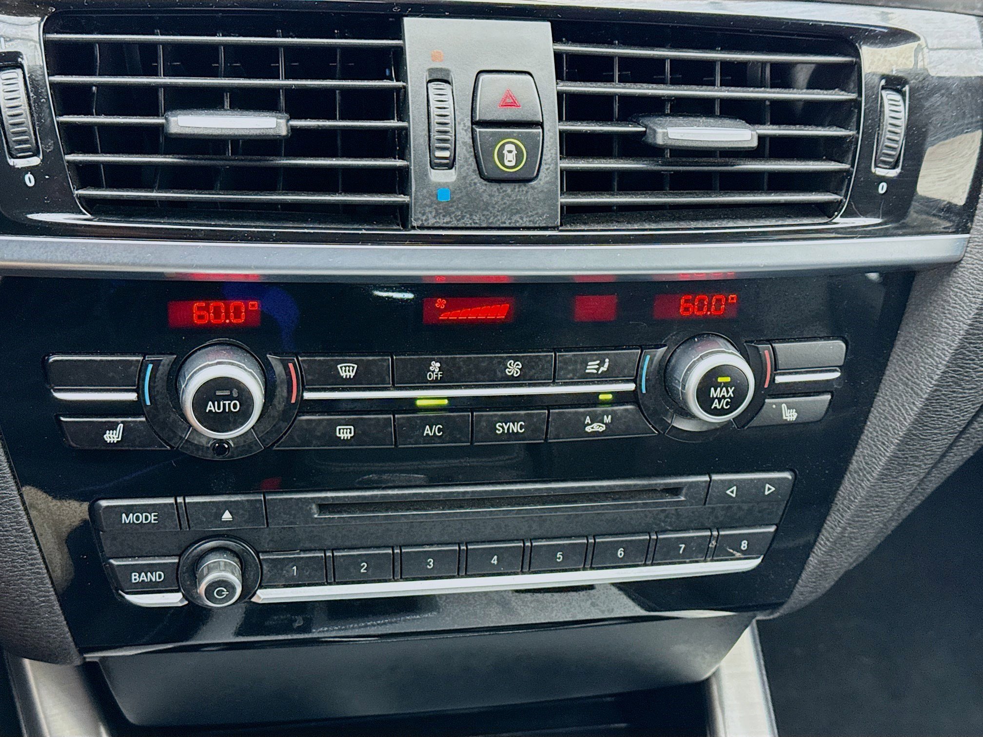 Used 2016 BMW X3 xDrive28i AWD/4WD image 12