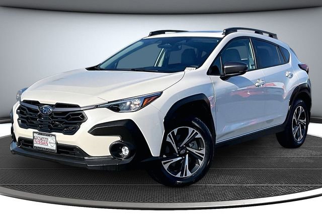 Used 2024 Subaru Crosstrek 2.0i Premium image 3